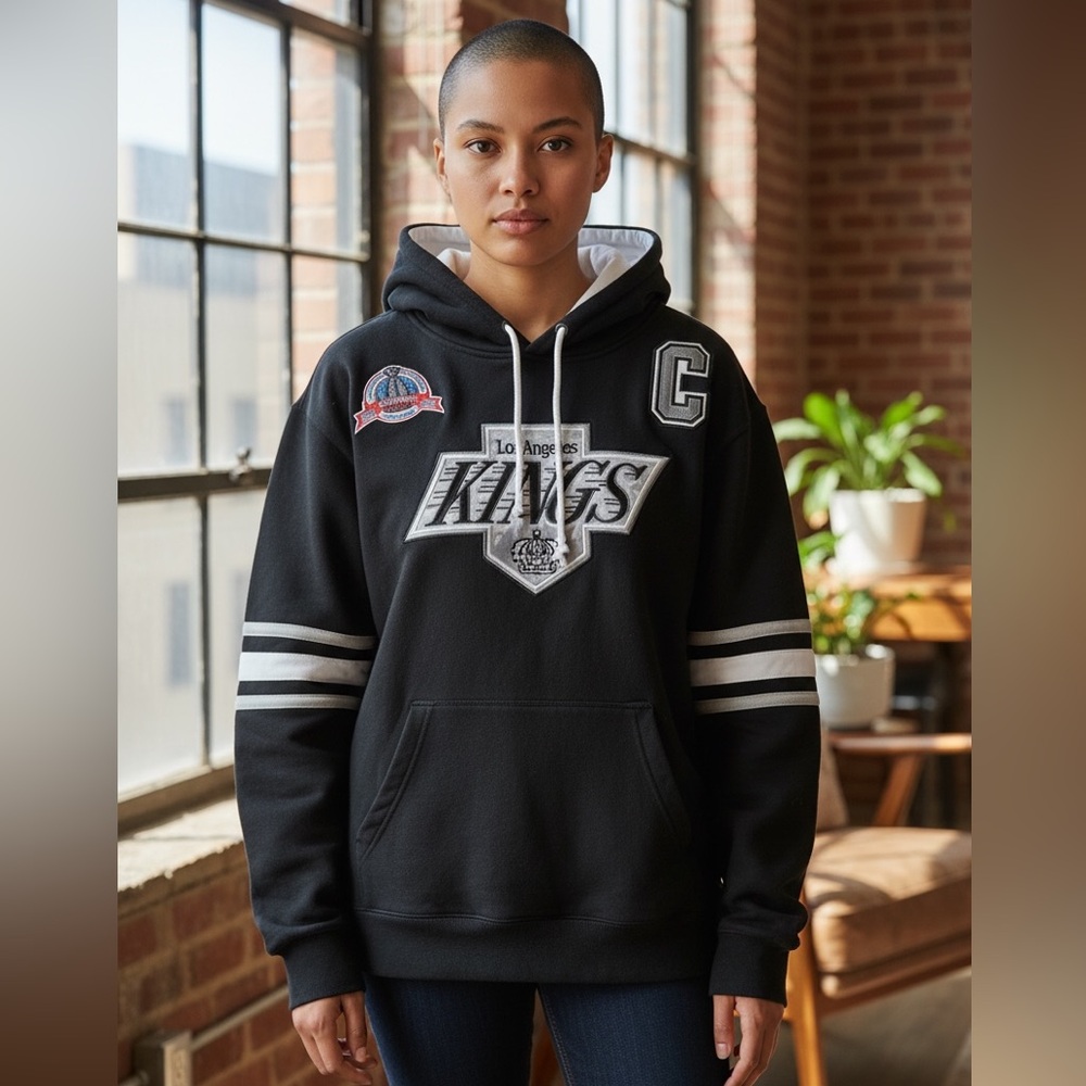 Mitchell & Ness Black and White Hoodie - Gretzky